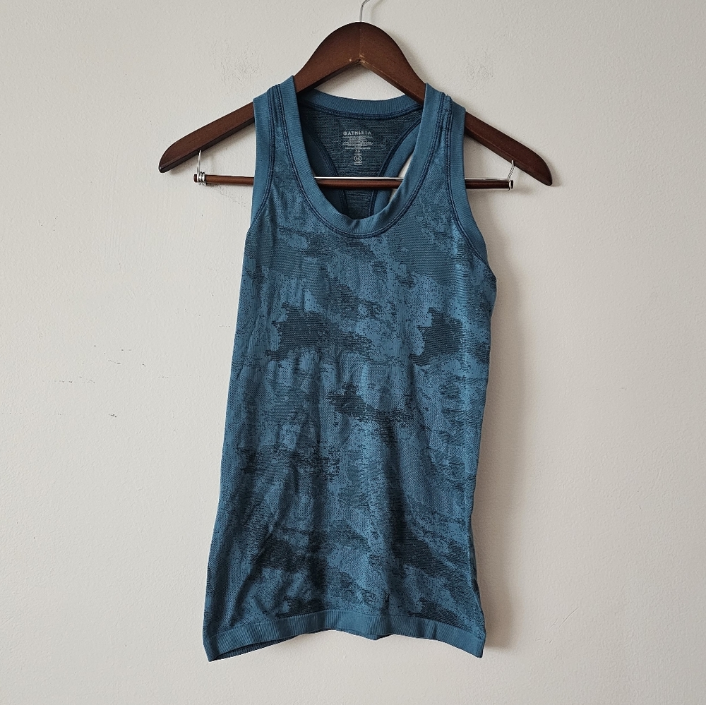 Athleta tank top